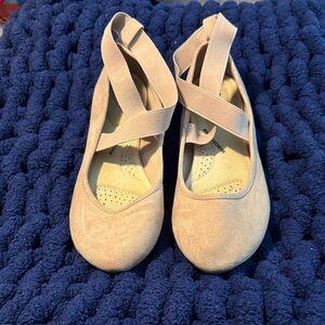 Chic Pale Pink Ballet Flats